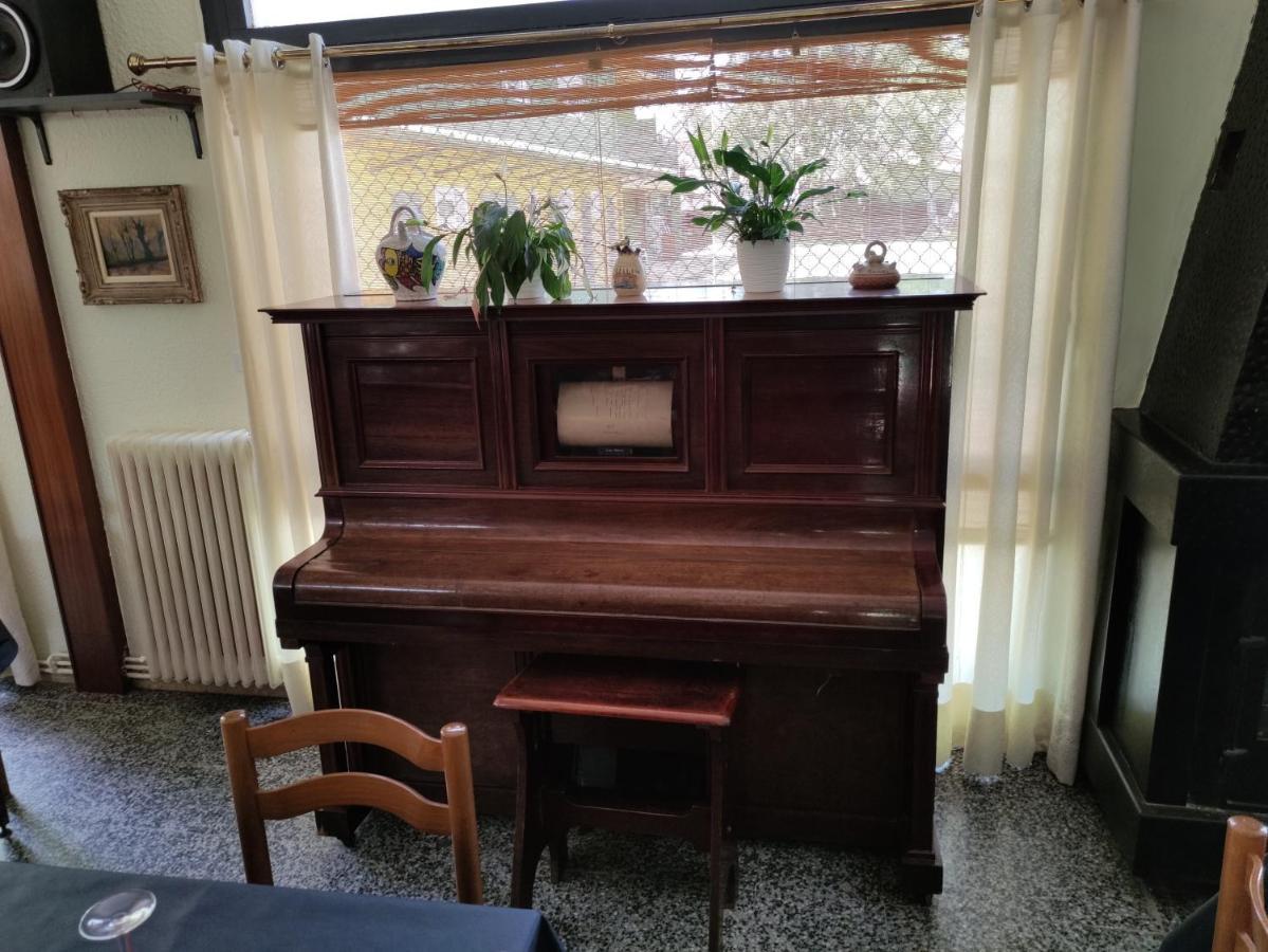Alberg Restaurant Bellavista 산타 파우 외부 사진